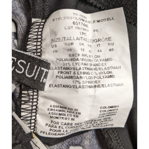 Wmn's MIRACLESUIT One-Piece Keyhole Front Black/White/Gold Metallic Swimsuit 10 - Picture 8 of 9